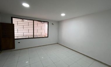 casa en arriendo en altos de riomar. Cod A105135