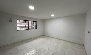 casa en arriendo en altos de riomar. Cod A105135