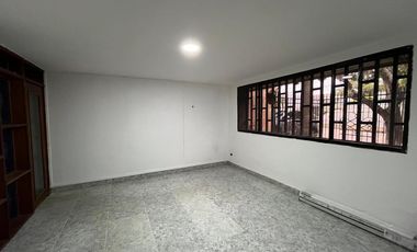 casa en arriendo en altos de riomar. Cod A105135