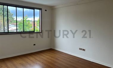 CASA Y LOCAL COMERCIAL EN VENTA FRENTE PLAZA MULCHÉN