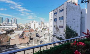 Venta de 3 ambientes con balcón excelente vista abierta LUZ-SOL