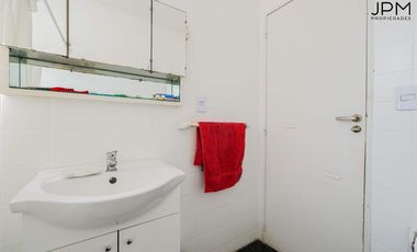 Venta de 3 ambientes con balcón excelente vista abierta LUZ-SOL