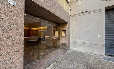 Venta de 3 ambientes con balcón excelente vista abierta LUZ-SOL