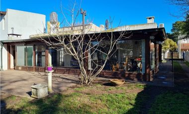 Casa tres ambientes. NIcanor Ezeiza 700. Vidal. Venta.