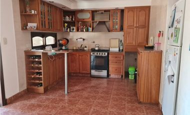 Casa tres ambientes. NIcanor Ezeiza 700. Vidal. Venta.