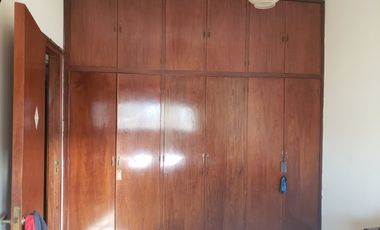 Casa PH en venta en Sarandi Oeste