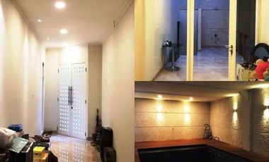 Rumah dijual di DKI Jakarta, Jakarta Selatan - Tanpa perabotan