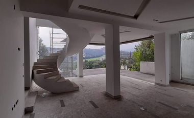 Espectacular residencia nueva única en Bosque Real