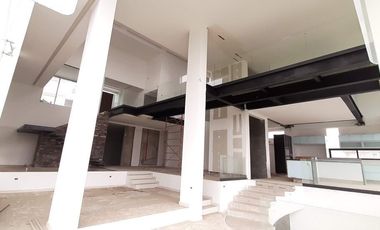 Espectacular residencia nueva única en Bosque Real