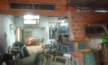 Galpón 380m2 C/vvda. Usos Varios - Flores