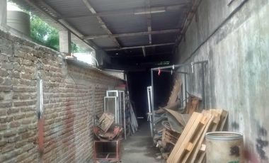 Galpón 380m2 C/vvda. Usos Varios - Flores