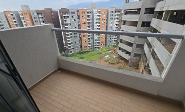 apartamento en arriendo en la cuenca. Cod A512590