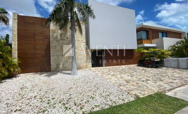 Casa en Venta, Cancún, Benito Juarez, Quintana Roo.