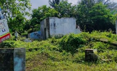 DIJUAL RUMAH BERKELAS DI SLEMAN DENGAN PRIVATE POOL