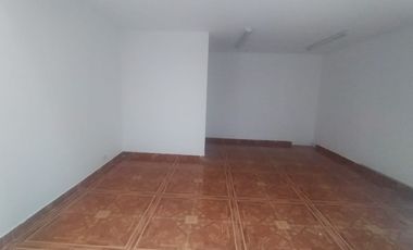 consultorio en arriendo en chapinero central. Cod A31781