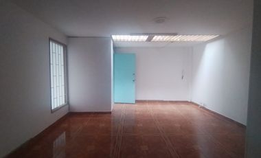 consultorio en arriendo en chapinero central. Cod A31781