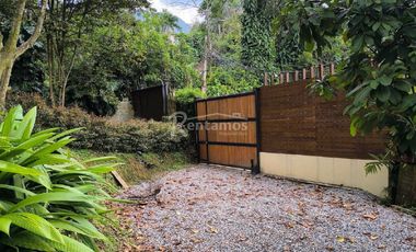 casa en arriendo en loma del chocho. Cod A776536