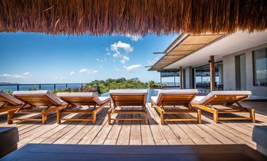 FOR SALE: Beach House and Villas in Boracay Island