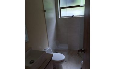 VENTA FINCA  1250/211 mts2 en guarne 5 minutos de la autopista Med-Bog