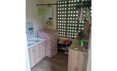 VENTA FINCA  1250/211 mts2 en guarne 5 minutos de la autopista Med-Bog