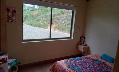 VENTA FINCA  1250/211 mts2 en guarne 5 minutos de la autopista Med-Bog