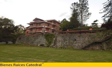 Quinta Hacienda de venta en Guangarcucho  – código:14069