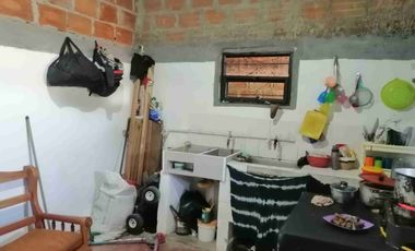 CASA CON RENTAS EN VENTA SECTOR SAN MATEO