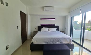 Hermosa y Espaciosa Casa en Privada