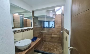 Hermosa y Espaciosa Casa en Privada