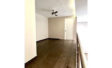 APARTAMENTO MODERNO PH PORTANOVA 213 MTS