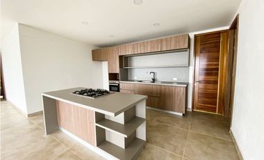CASA MODERNA PARA ESTRENAR EN LA CATEDRAL - ENVIGADO