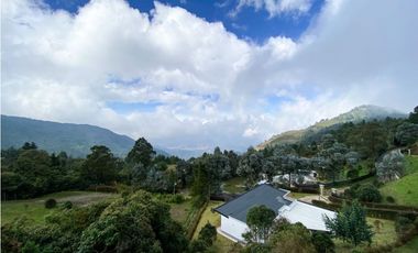 CASA MODERNA PARA ESTRENAR EN LA CATEDRAL - ENVIGADO