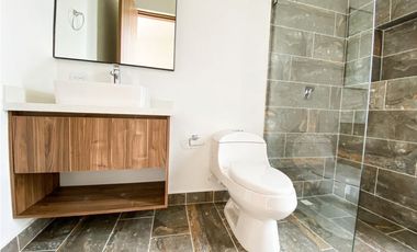 CASA MODERNA PARA ESTRENAR EN LA CATEDRAL - ENVIGADO