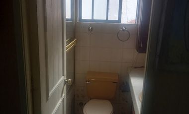 Casa en venta. 4d más servicios. Lo Barnechea