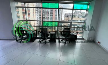 oficina en arriendo en mejoras públicas. Cod A15158