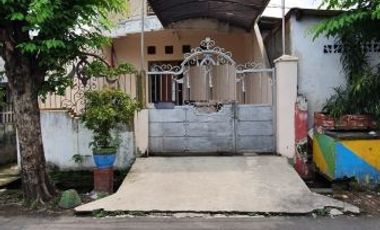 Dijual Rumah Siap Huni 3 Kamar Lokasi Strategis di Jl. Petemon Timur