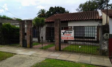 Chalet en venta en Castelar Sur