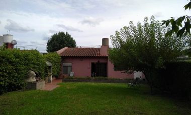 Chalet en venta en Castelar Sur