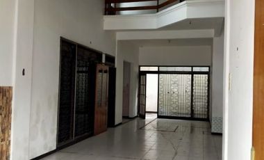 6 Bedroom House for rent