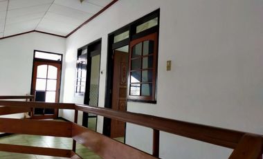 6 Bedroom House for rent