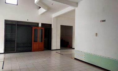 6 Bedroom House for rent