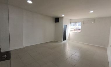 local en arriendo en el poblado. Cod A124902