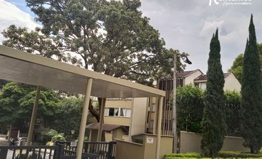 apartamento en venta en aguacatala. Cod V775111