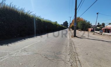 Se vende terreno en Viluco con ferretería