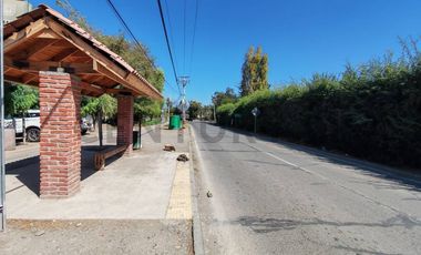 Se vende terreno en Viluco con ferretería