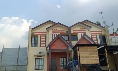 Rumah 2 lantai Rangkasbitung bebas banjir