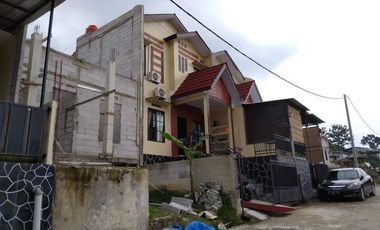 Rumah 2 lantai Rangkasbitung bebas banjir