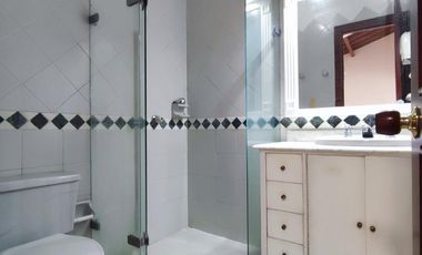 casa en arriendo en el rosal. Cod A27410