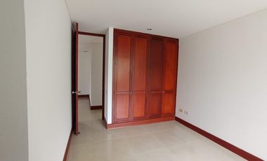 apartamento en arriendo en altos del aguacatal. Cod A101782
