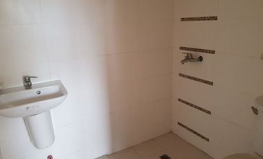 4 Bedroom Townhouse near Hernan Cortez and AS Fortuna Mandaue for Sale